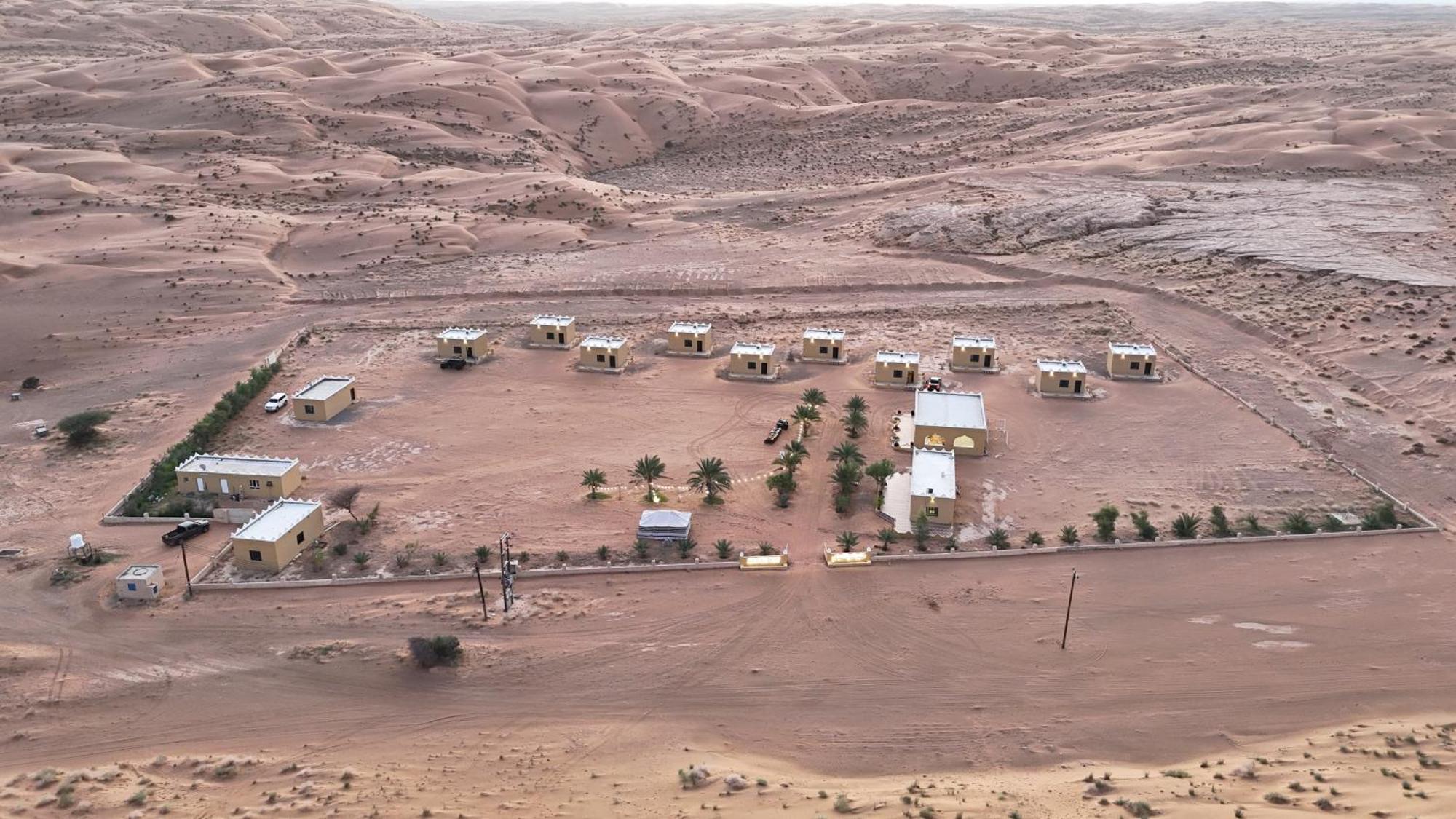 Готель Al Hawiyah Camp Екстер'єр фото